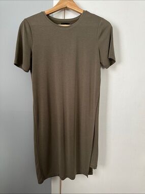 Club Monaco Olive Green Short-Sleeve T-Shirt Dress